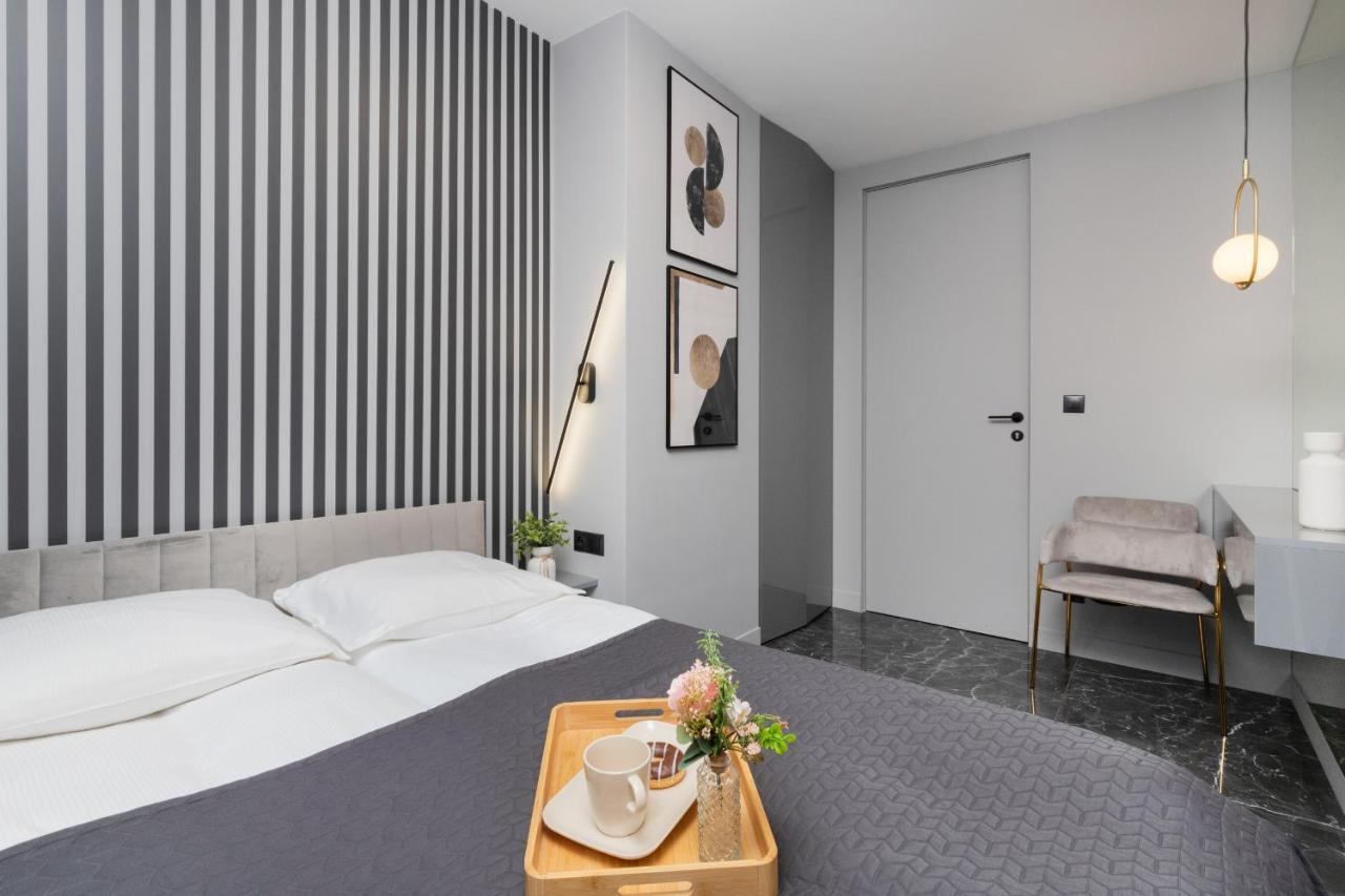 Luxurious Apartment With Two Bedrooms And Parking In Gdynia By Noclegi Renters 外观 照片
