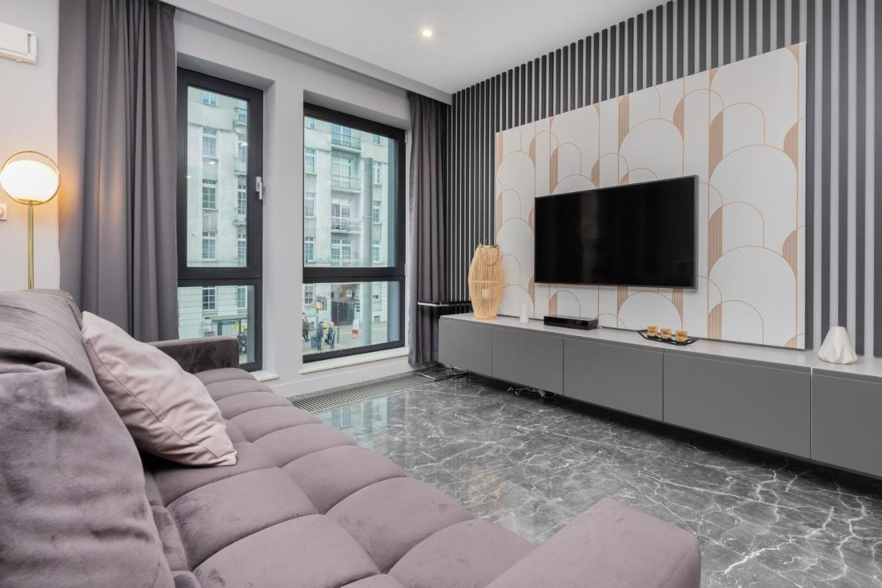 Luxurious Apartment With Two Bedrooms And Parking In Gdynia By Noclegi Renters 外观 照片