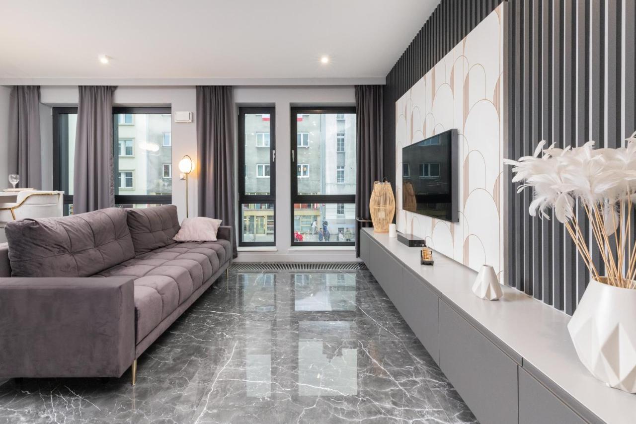 Luxurious Apartment With Two Bedrooms And Parking In Gdynia By Noclegi Renters 外观 照片
